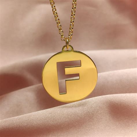 collana fendi lettera m|Collana Fendi Filo .